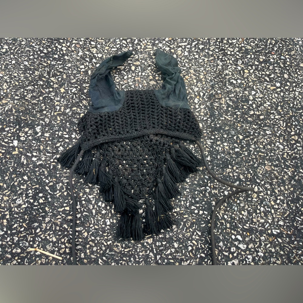 HORSE EAR BONNET